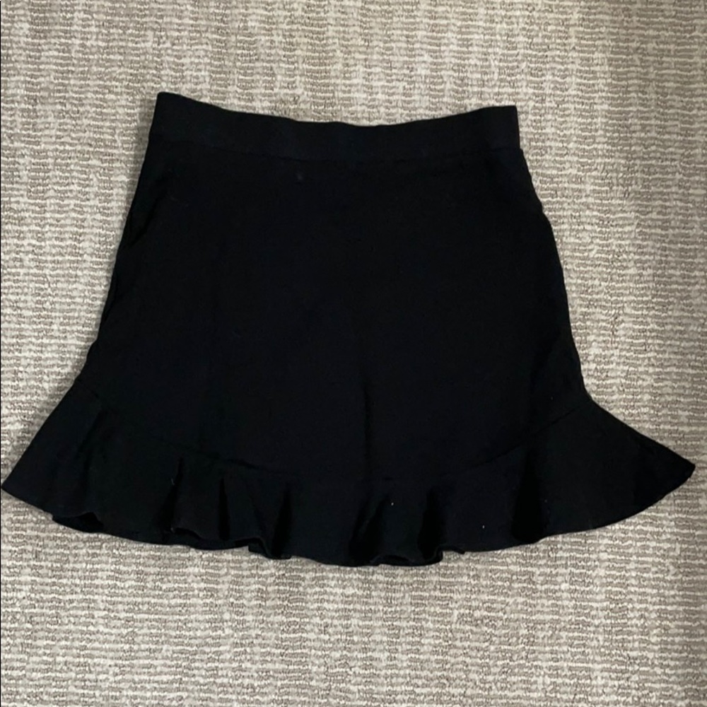 Stretchy Skirt with ruffle on bottom